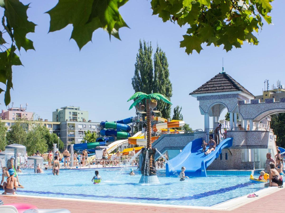 Pr Apartman Eger Exterior photo