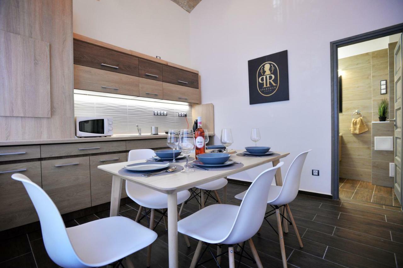 Pr Apartman Eger Exterior photo
